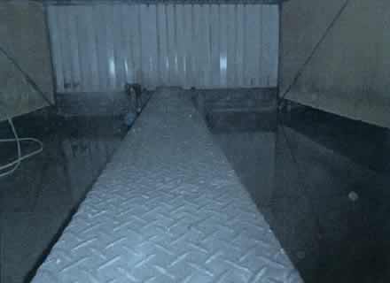 冷却塔下部水槽　清掃後