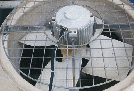 作業後　冷却塔上部ファン周り