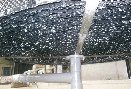 作業後　冷却塔充填剤